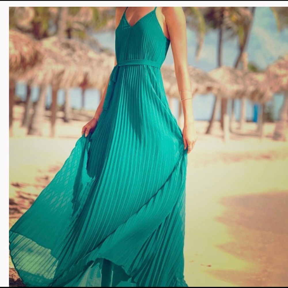 Emerald green knife pleated dress